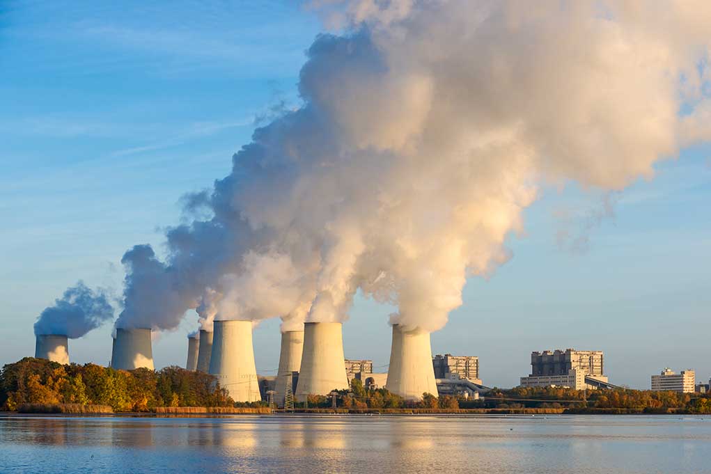 Nuclear power plant cooling towers emitting steam